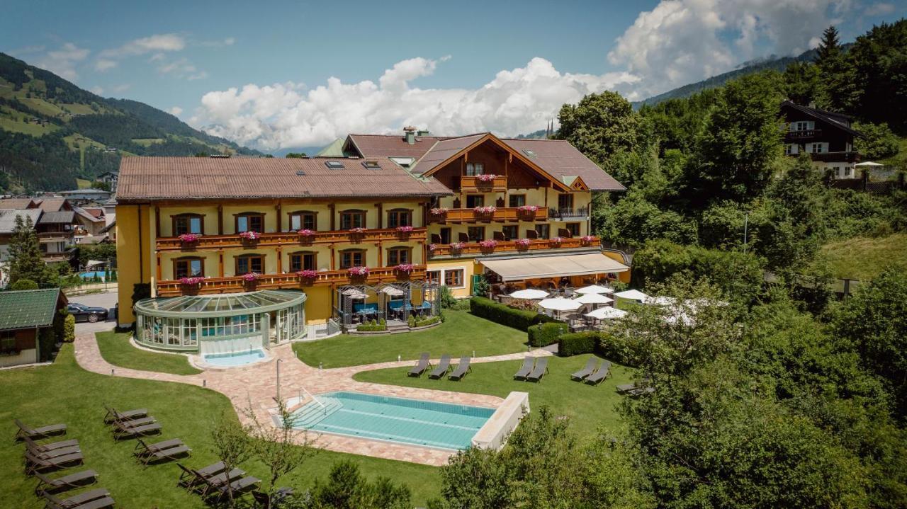 Hotel Lerch Sankt Johann im Pongau Exterior foto