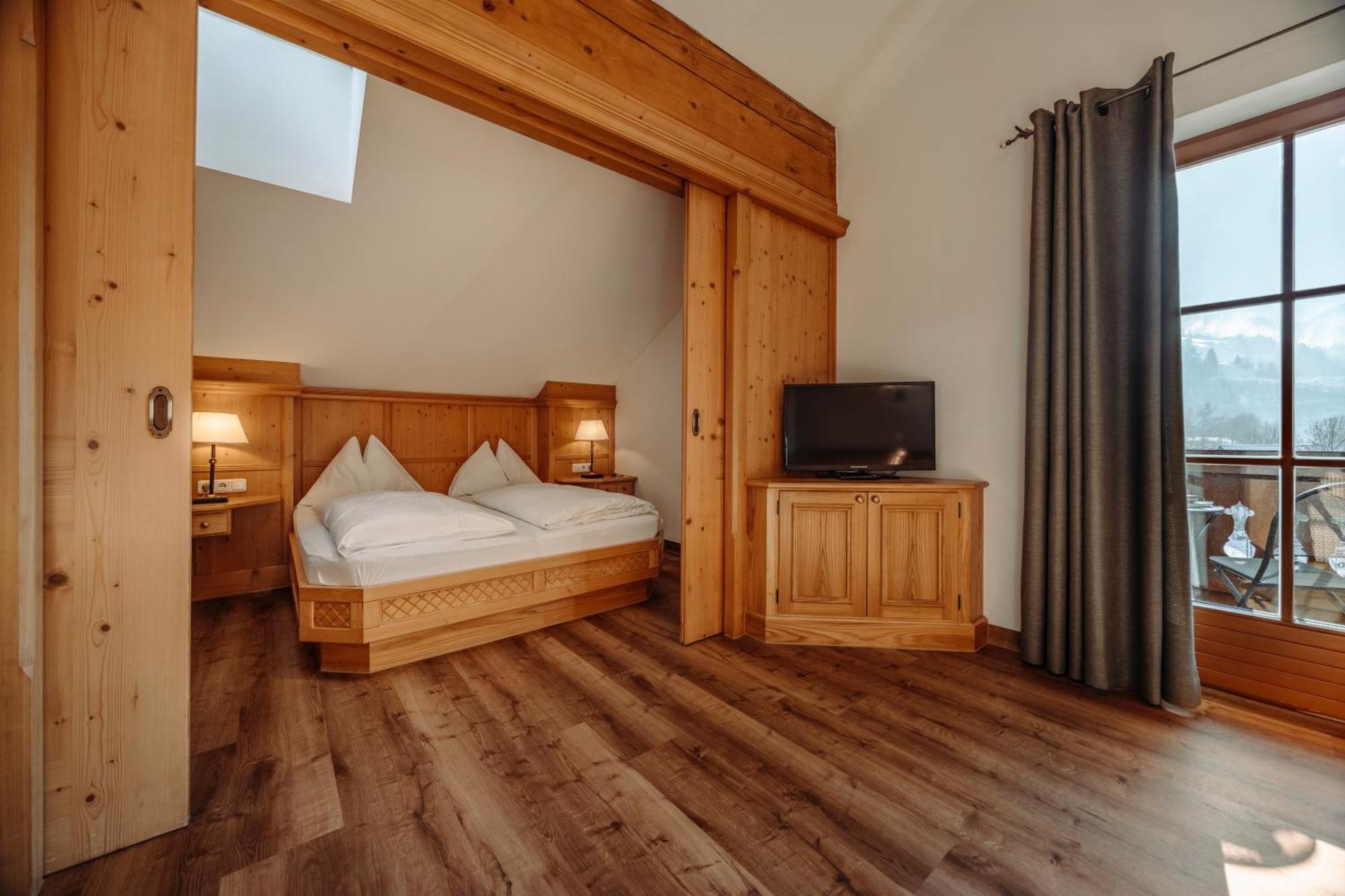 Hotel Lerch Sankt Johann im Pongau Exterior foto